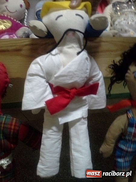 Zdjęcie w galerii na portalu naszraciborz.pl: Szkoła Podstawowa nr 4 z certyfikatem UNICEF wiadomości z regionu