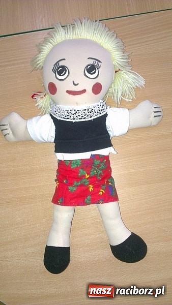 Zdjęcie w galerii na portalu naszraciborz.pl: Szkoła Podstawowa nr 4 z certyfikatem UNICEF wiadomości z regionu