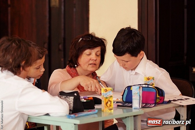 Zdjęcie w galerii na portalu naszraciborz.pl: Tworkowscy uczniowie najlepsi z niemieckiego wiadomości z regionu