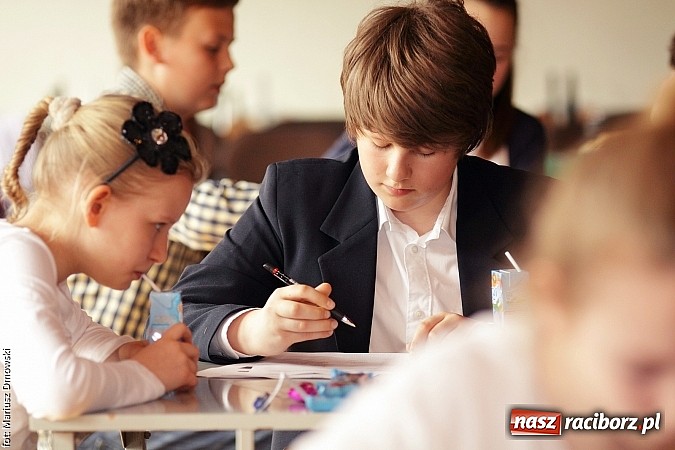 Zdjęcie w galerii na portalu naszraciborz.pl: Tworkowscy uczniowie najlepsi z niemieckiego wiadomości z regionu