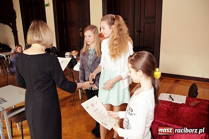 Zdjęcie w galerii na portalu naszraciborz.pl: Tworkowscy uczniowie najlepsi z niemieckiego wiadomości z regionu