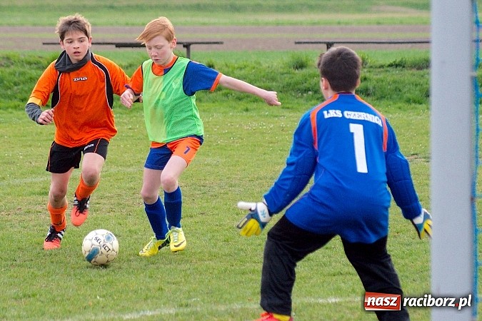 Zdjęcie w galerii na portalu naszraciborz.pl: Młodziki Grzegorzowic zdobyły Zameczek wiadomości z regionu