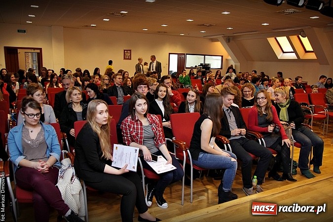 Zdjęcie w galerii na portalu naszraciborz.pl: III Ogólnopolski Konkurs Piosenki Hiszpańskojęzycznej za nami  wiadomości z regionu