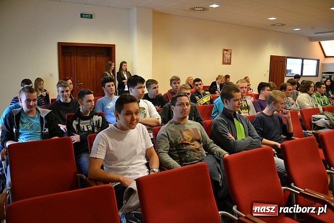 Zdjęcie w galerii na portalu naszraciborz.pl: III Ogólnopolski Konkurs Piosenki Hiszpańskojęzycznej za nami  wiadomości z regionu