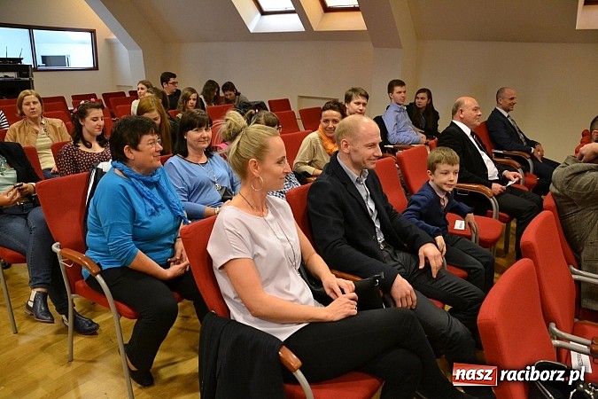 Zdjęcie w galerii na portalu naszraciborz.pl: III Ogólnopolski Konkurs Piosenki Hiszpańskojęzycznej za nami  wiadomości z regionu