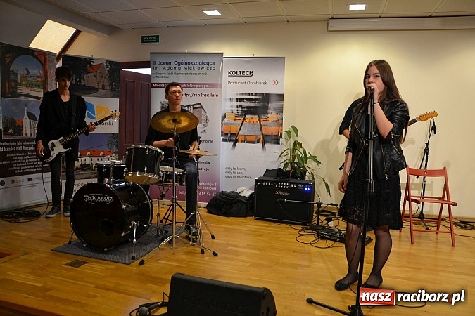 Zdjęcie w galerii na portalu naszraciborz.pl: III Ogólnopolski Konkurs Piosenki Hiszpańskojęzycznej za nami  wiadomości z regionu