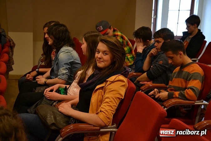 Zdjęcie w galerii na portalu naszraciborz.pl: III Ogólnopolski Konkurs Piosenki Hiszpańskojęzycznej za nami  wiadomości z regionu