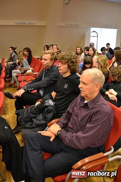 Zdjęcie w galerii na portalu naszraciborz.pl: III Ogólnopolski Konkurs Piosenki Hiszpańskojęzycznej za nami  wiadomości z regionu