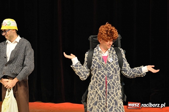 Zdjęcie w galerii na portalu naszraciborz.pl: Pielgrzymka do miejsc śmiesznych. Neo-Nówka w Raciborzu wiadomości z regionu