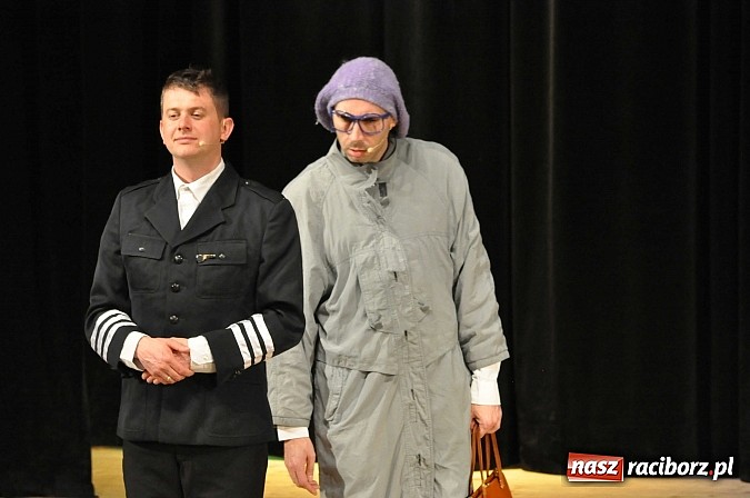 Zdjęcie w galerii na portalu naszraciborz.pl: Pielgrzymka do miejsc śmiesznych. Neo-Nówka w Raciborzu wiadomości z regionu