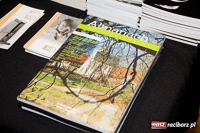 Zdjęcie w galerii na portalu naszraciborz.pl: Promocja 21. Almanachu Prowincjonalnego wiadomości z regionu