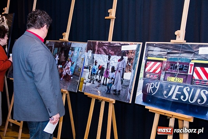 Zdjęcie w galerii na portalu naszraciborz.pl: Promocja 21. Almanachu Prowincjonalnego wiadomości z regionu