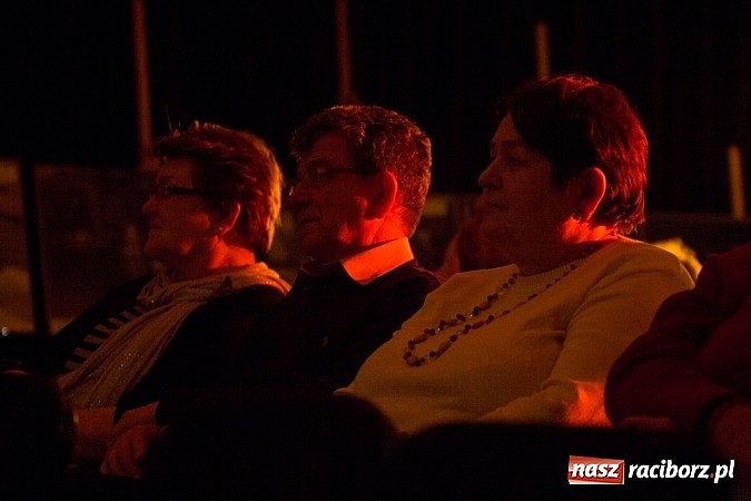 Zdjęcie w galerii na portalu naszraciborz.pl: Promocja 21. Almanachu Prowincjonalnego wiadomości z regionu