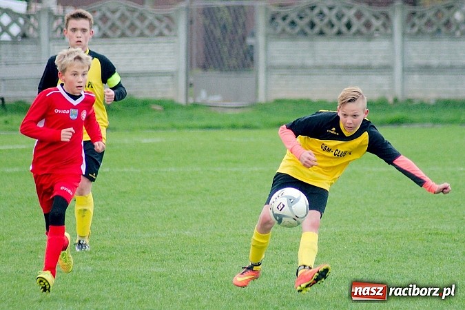 Zdjęcie w galerii na portalu naszraciborz.pl: III liga śląska: Tworków gromi po raz kolejny. Gołkowice bez szans wiadomości z regionu