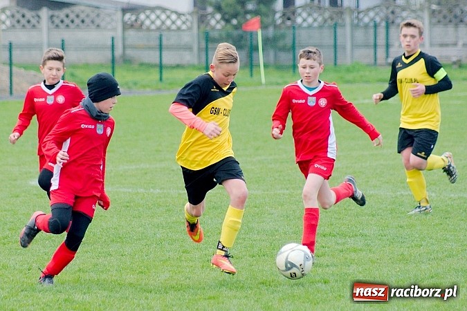 Zdjęcie w galerii na portalu naszraciborz.pl: III liga śląska: Tworków gromi po raz kolejny. Gołkowice bez szans wiadomości z regionu