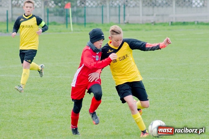 Zdjęcie w galerii na portalu naszraciborz.pl: III liga śląska: Tworków gromi po raz kolejny. Gołkowice bez szans wiadomości z regionu