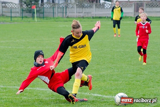 Zdjęcie w galerii na portalu naszraciborz.pl: III liga śląska: Tworków gromi po raz kolejny. Gołkowice bez szans wiadomości z regionu