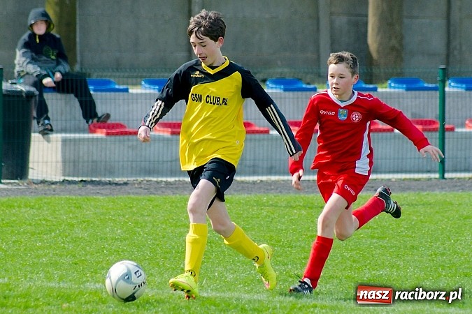 Zdjęcie w galerii na portalu naszraciborz.pl: III liga śląska: Tworków gromi po raz kolejny. Gołkowice bez szans wiadomości z regionu