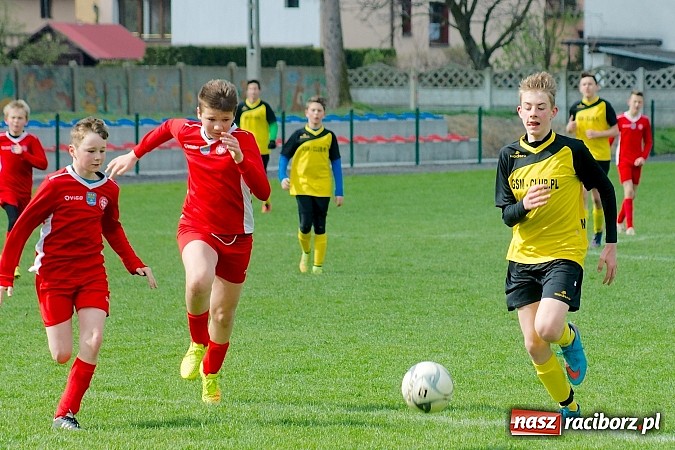 Zdjęcie w galerii na portalu naszraciborz.pl: III liga śląska: Tworków gromi po raz kolejny. Gołkowice bez szans wiadomości z regionu