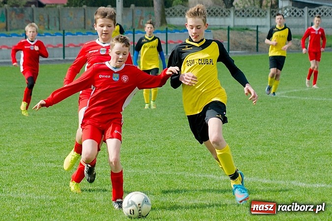 Zdjęcie w galerii na portalu naszraciborz.pl: III liga śląska: Tworków gromi po raz kolejny. Gołkowice bez szans wiadomości z regionu