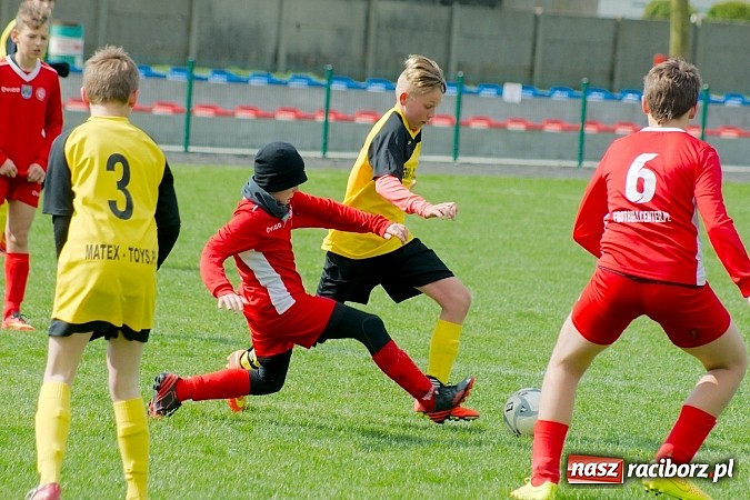 Zdjęcie w galerii na portalu naszraciborz.pl: III liga śląska: Tworków gromi po raz kolejny. Gołkowice bez szans wiadomości z regionu