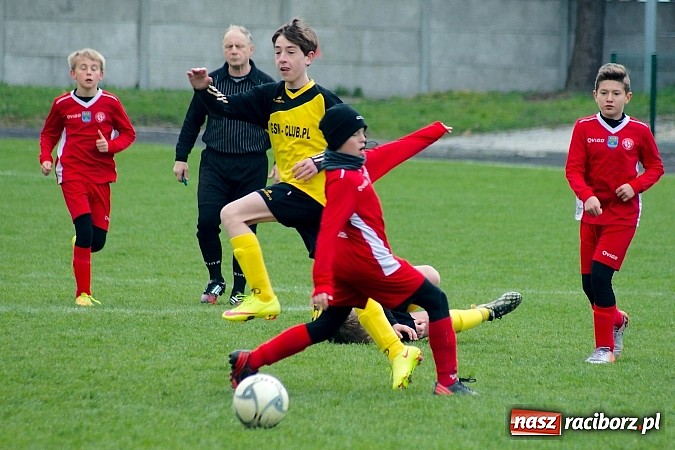 Zdjęcie w galerii na portalu naszraciborz.pl: III liga śląska: Tworków gromi po raz kolejny. Gołkowice bez szans wiadomości z regionu