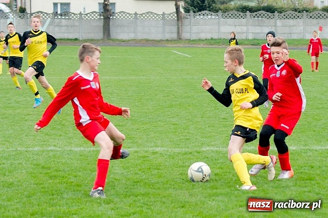 Zdjęcie w galerii na portalu naszraciborz.pl: III liga śląska: Tworków gromi po raz kolejny. Gołkowice bez szans wiadomości z regionu