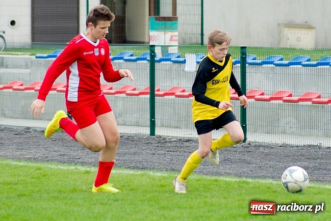 Zdjęcie w galerii na portalu naszraciborz.pl: III liga śląska: Tworków gromi po raz kolejny. Gołkowice bez szans wiadomości z regionu