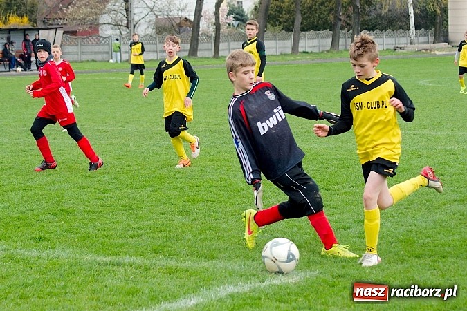 Zdjęcie w galerii na portalu naszraciborz.pl: III liga śląska: Tworków gromi po raz kolejny. Gołkowice bez szans wiadomości z regionu