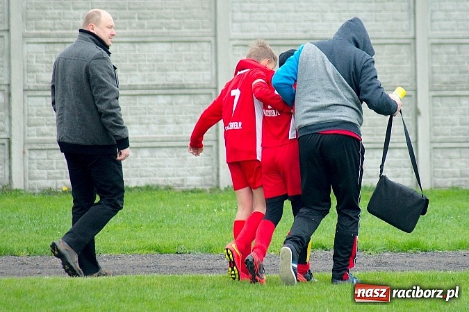 Zdjęcie w galerii na portalu naszraciborz.pl: III liga śląska: Tworków gromi po raz kolejny. Gołkowice bez szans wiadomości z regionu