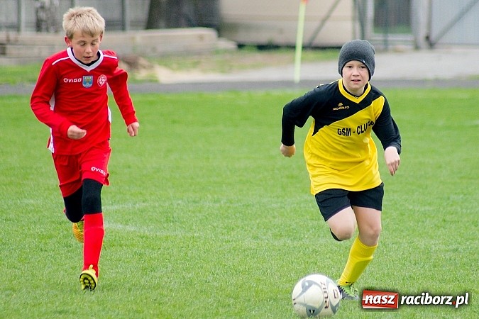 Zdjęcie w galerii na portalu naszraciborz.pl: III liga śląska: Tworków gromi po raz kolejny. Gołkowice bez szans wiadomości z regionu