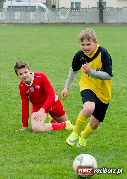 Zdjęcie w galerii na portalu naszraciborz.pl: III liga śląska: Tworków gromi po raz kolejny. Gołkowice bez szans wiadomości z regionu