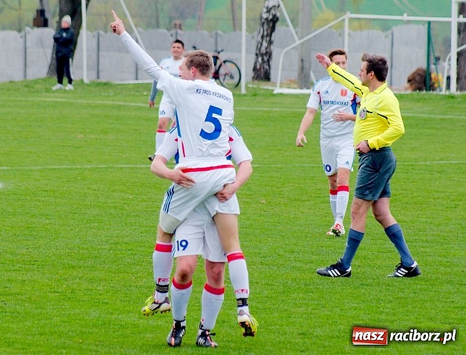 Zdjęcie w galerii na portalu naszraciborz.pl: Pieczarek i Kozicki katami Kuźni Raciborskiej wiadomości z regionu