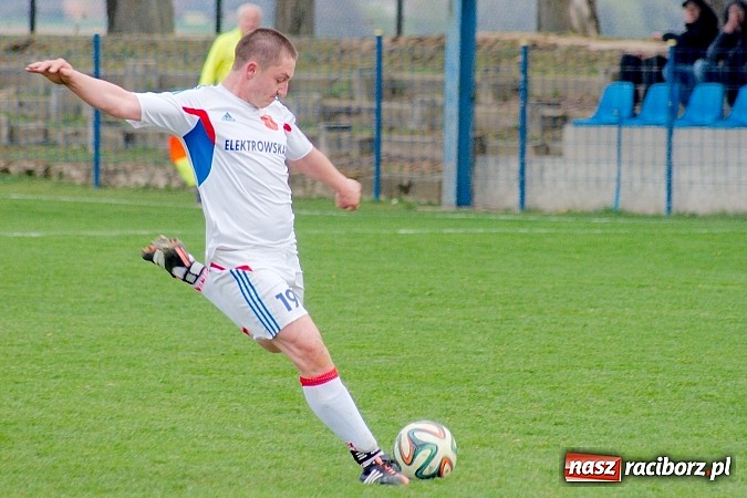 Zdjęcie w galerii na portalu naszraciborz.pl: Pieczarek i Kozicki katami Kuźni Raciborskiej wiadomości z regionu