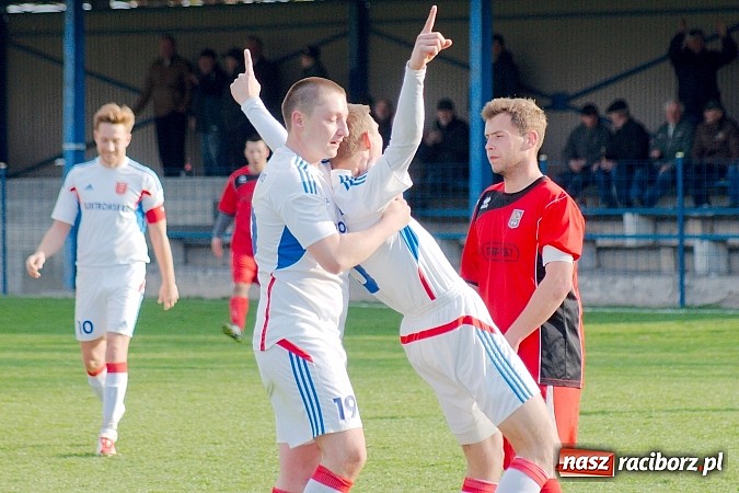 Zdjęcie w galerii na portalu naszraciborz.pl: Pieczarek i Kozicki katami Kuźni Raciborskiej wiadomości z regionu