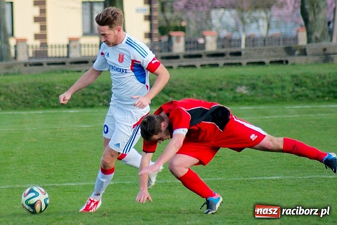 Zdjęcie w galerii na portalu naszraciborz.pl: Pieczarek i Kozicki katami Kuźni Raciborskiej wiadomości z regionu