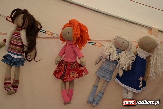 Zdjęcie w galerii na portalu naszraciborz.pl: III Zamkowy Jarmark kwiatów, żywności ekologicznej i rękodzieła już za nami wiadomości z regionu