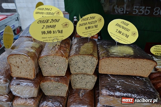 Zdjęcie w galerii na portalu naszraciborz.pl: III Zamkowy Jarmark kwiatów, żywności ekologicznej i rękodzieła już za nami wiadomości z regionu