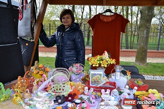 Zdjęcie w galerii na portalu naszraciborz.pl: III Zamkowy Jarmark kwiatów, żywności ekologicznej i rękodzieła już za nami wiadomości z regionu