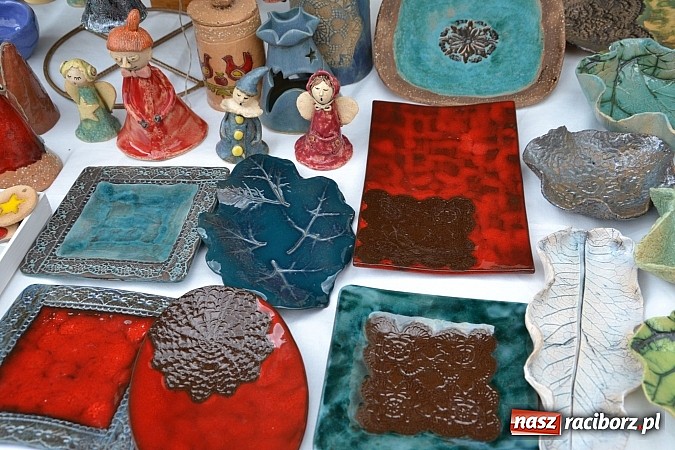 Zdjęcie w galerii na portalu naszraciborz.pl: III Zamkowy Jarmark kwiatów, żywności ekologicznej i rękodzieła już za nami wiadomości z regionu