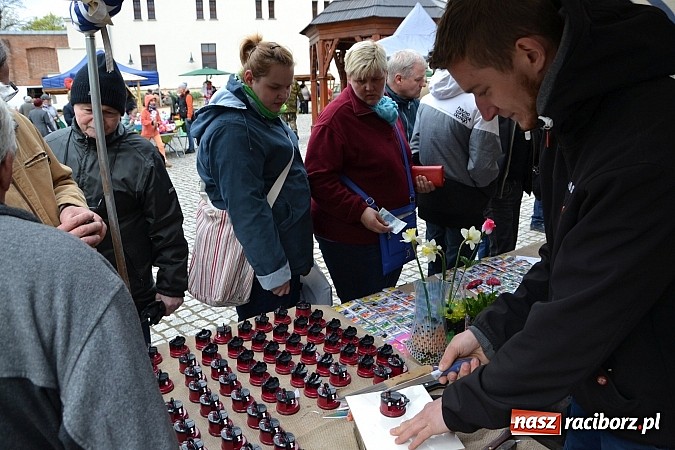 Zdjęcie w galerii na portalu naszraciborz.pl: III Zamkowy Jarmark kwiatów, żywności ekologicznej i rękodzieła już za nami wiadomości z regionu
