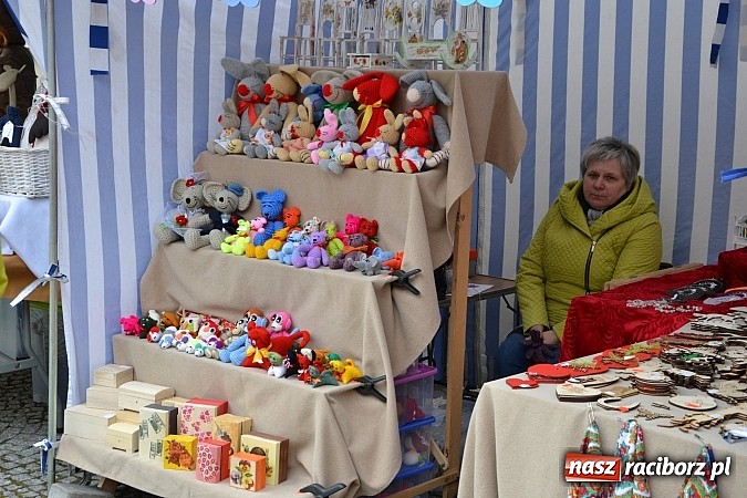 Zdjęcie w galerii na portalu naszraciborz.pl: III Zamkowy Jarmark kwiatów, żywności ekologicznej i rękodzieła już za nami wiadomości z regionu