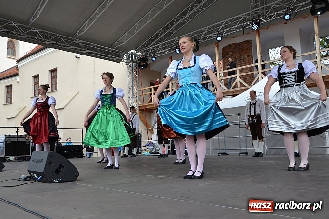 Zdjęcie w galerii na portalu naszraciborz.pl: III Zamkowy Jarmark kwiatów, żywności ekologicznej i rękodzieła już za nami wiadomości z regionu