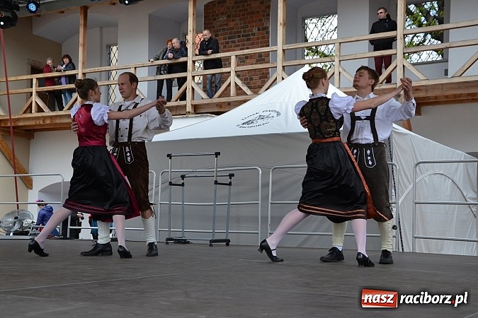 Zdjęcie w galerii na portalu naszraciborz.pl: III Zamkowy Jarmark kwiatów, żywności ekologicznej i rękodzieła już za nami wiadomości z regionu