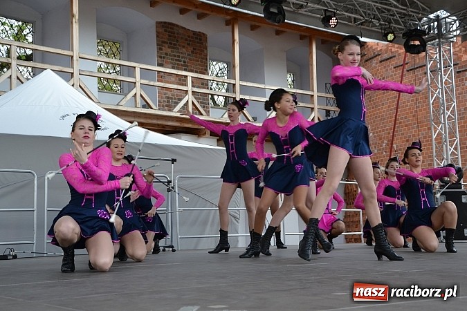 Zdjęcie w galerii na portalu naszraciborz.pl: III Zamkowy Jarmark kwiatów, żywności ekologicznej i rękodzieła już za nami wiadomości z regionu