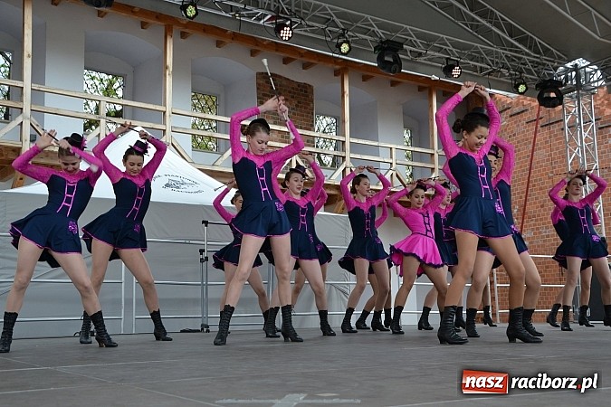 Zdjęcie w galerii na portalu naszraciborz.pl: III Zamkowy Jarmark kwiatów, żywności ekologicznej i rękodzieła już za nami wiadomości z regionu