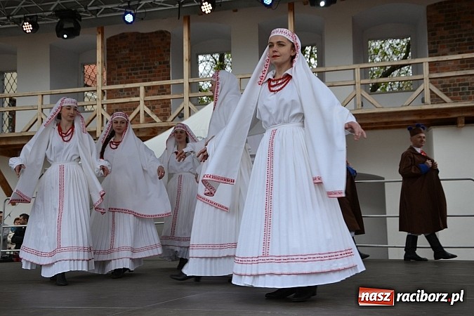 Zdjęcie w galerii na portalu naszraciborz.pl: III Zamkowy Jarmark kwiatów, żywności ekologicznej i rękodzieła już za nami wiadomości z regionu