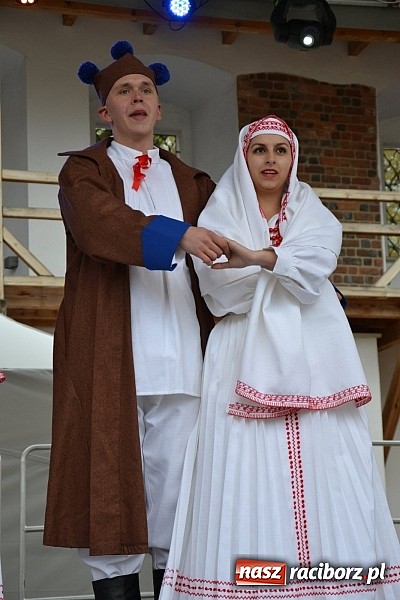 Zdjęcie w galerii na portalu naszraciborz.pl: III Zamkowy Jarmark kwiatów, żywności ekologicznej i rękodzieła już za nami wiadomości z regionu