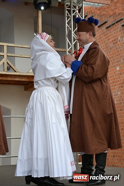 Zdjęcie w galerii na portalu naszraciborz.pl: III Zamkowy Jarmark kwiatów, żywności ekologicznej i rękodzieła już za nami wiadomości z regionu