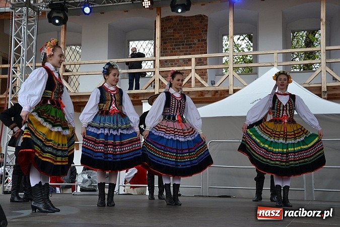 Zdjęcie w galerii na portalu naszraciborz.pl: III Zamkowy Jarmark kwiatów, żywności ekologicznej i rękodzieła już za nami wiadomości z regionu